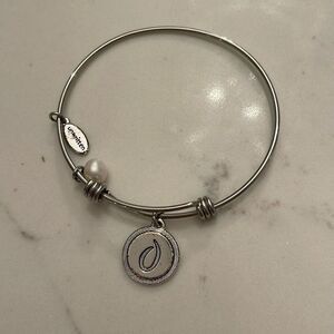 Unwritten “O” Bracelet